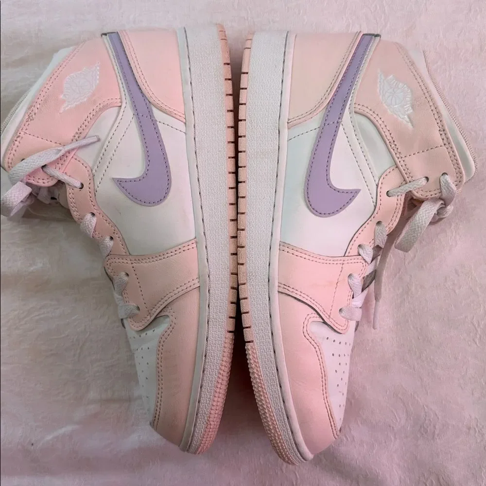 Nike Air Jordan Sneakers 1 Mid GS Pink Wash/Violet Frost/White Size 6.5 Copy